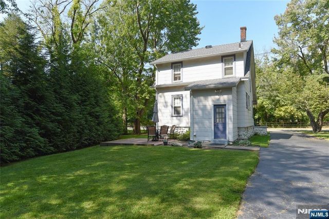 373 W Crescent Avenue, Allendale, NJ 07401