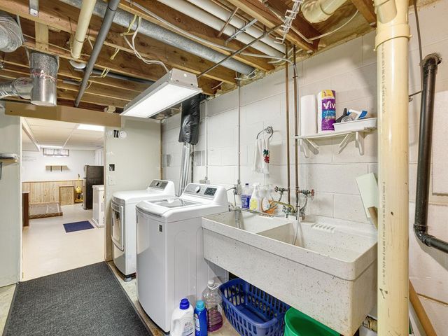 513 Arlington Avenue E, Saint Paul, MN 55130