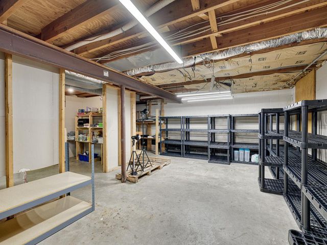 513 Arlington Avenue E, Saint Paul, MN 55130