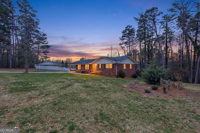 164 Robinhood Drive, Clarkesville, GA 30523