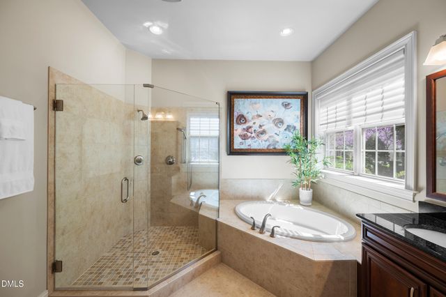 7833 Hasentree Lake Drive, Wake Forest, NC 27587