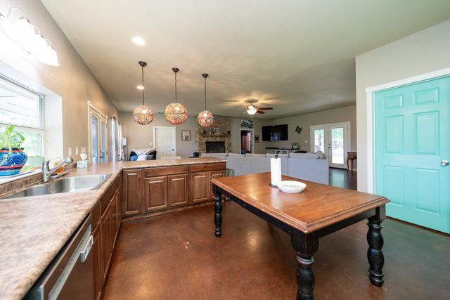 23504 FM 1252 W, Gladewater, TX 75647