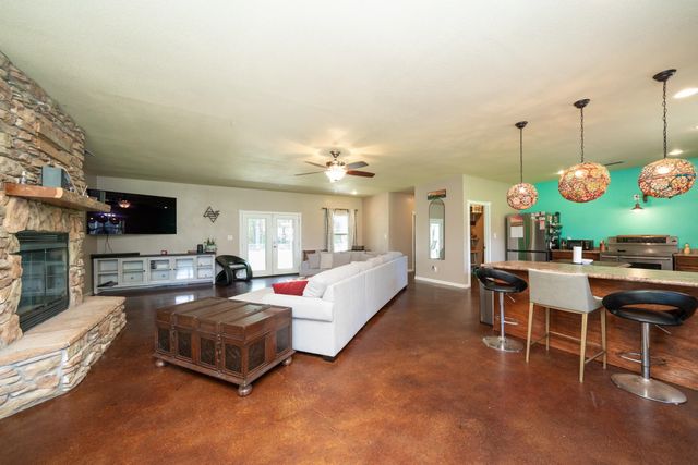 23504 FM 1252 W, Gladewater, TX 75647