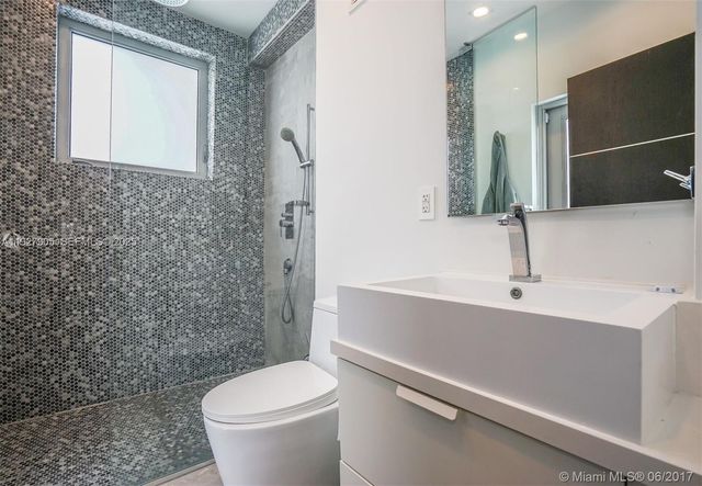 1001 Fairway Dr, Miami Beach, FL 33141