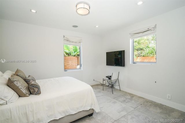 1001 Fairway Dr, Miami Beach, FL 33141