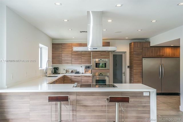 1001 Fairway Dr, Miami Beach, FL 33141