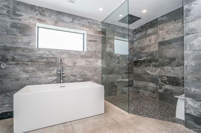 1001 Fairway Dr, Miami Beach, FL 33141