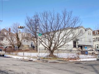 167 Fairmount Ave, Newark City, NJ 07103