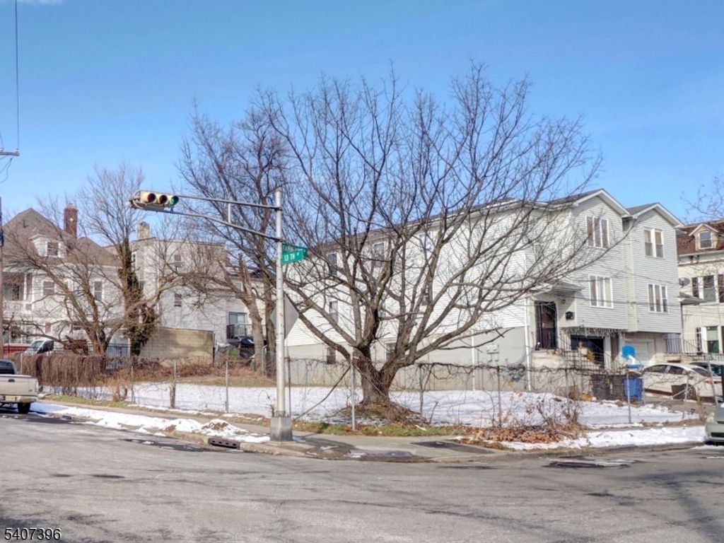 167 Fairmount Ave, Newark City, NJ 07103