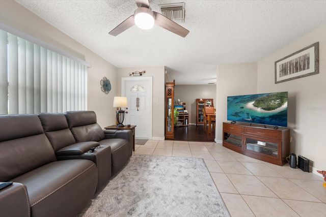 1339 RUSSELL DRIVE N, St Petersburg, FL 33710