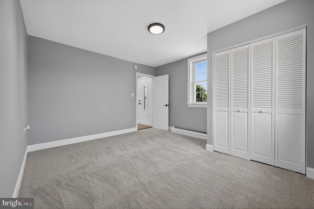 25 ELBO LN, Mount Laurel, NJ 08054