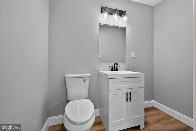 25 ELBO LN, Mount Laurel, NJ 08054