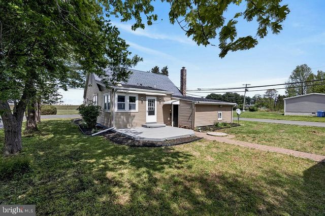 25 ELBO LN, Mount Laurel, NJ 08054