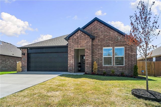 4299 Florentina Avenue, Springdale, AR 72764