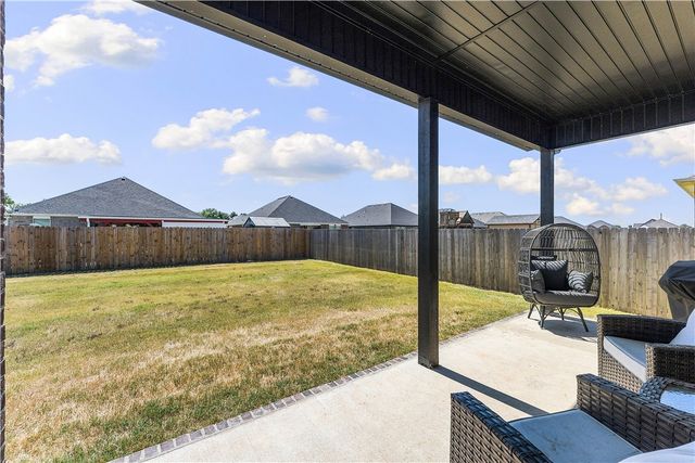 4299 Florentina Avenue, Springdale, AR 72764