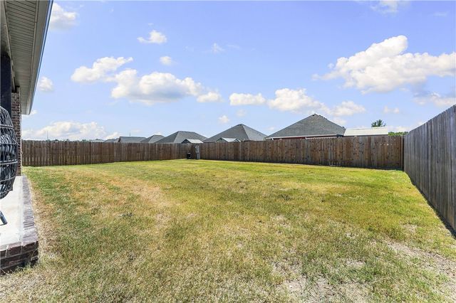 4299 Florentina Avenue, Springdale, AR 72764