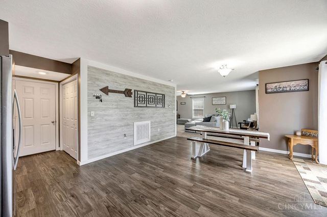 2010 Waynedale Court, Middletown, OH 45044