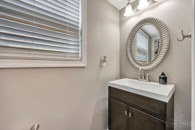 2010 Waynedale Court, Middletown, OH 45044