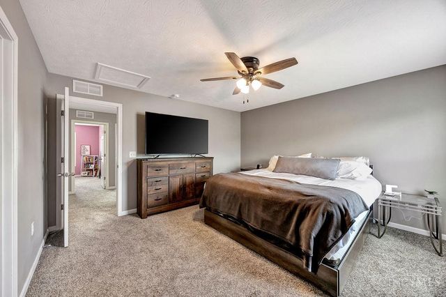 2010 Waynedale Court, Middletown, OH 45044