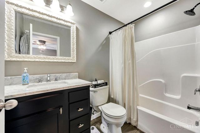 2010 Waynedale Court, Middletown, OH 45044