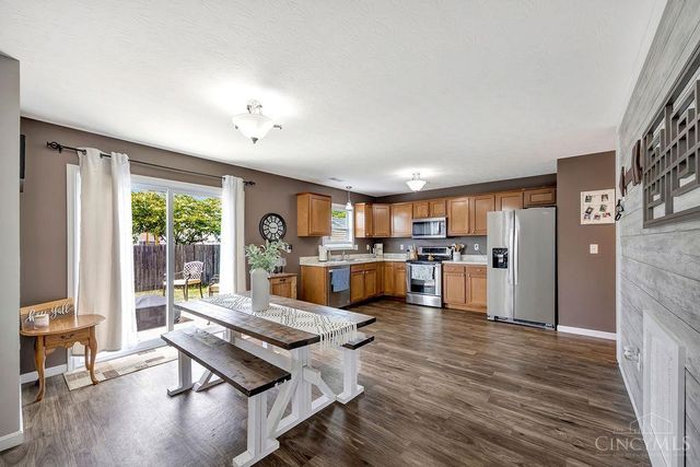 2010 Waynedale Court, Middletown, OH 45044