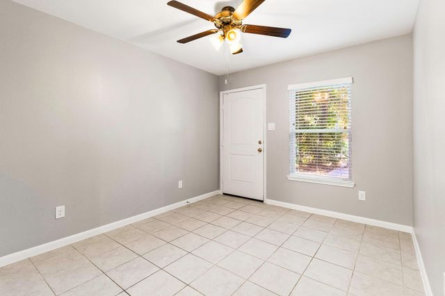 443 Mesquite, Livingston, TX 77351