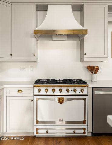 3131 N 53RD Place, Phoenix, AZ 85018