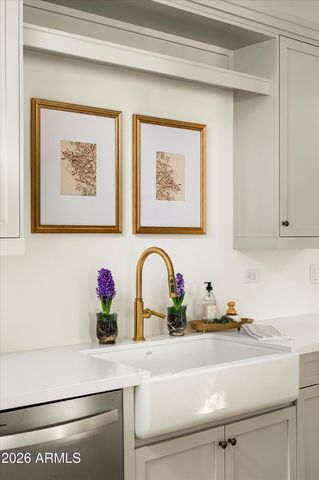 3131 N 53RD Place, Phoenix, AZ 85018