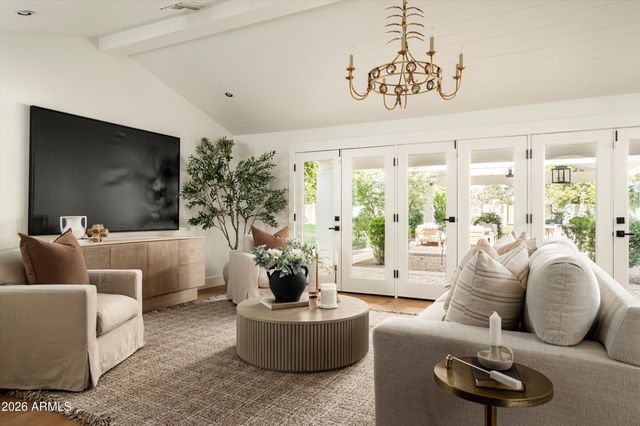 3131 N 53RD Place, Phoenix, AZ 85018