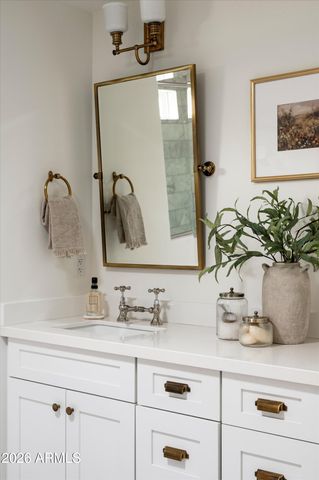 3131 N 53RD Place, Phoenix, AZ 85018