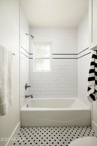 3131 N 53RD Place, Phoenix, AZ 85018