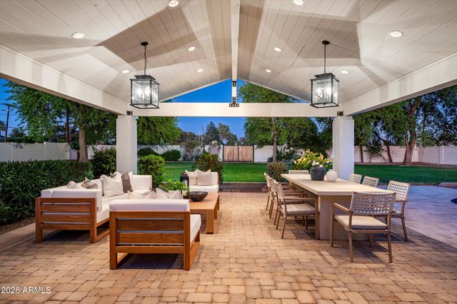 3131 N 53RD Place, Phoenix, AZ 85018