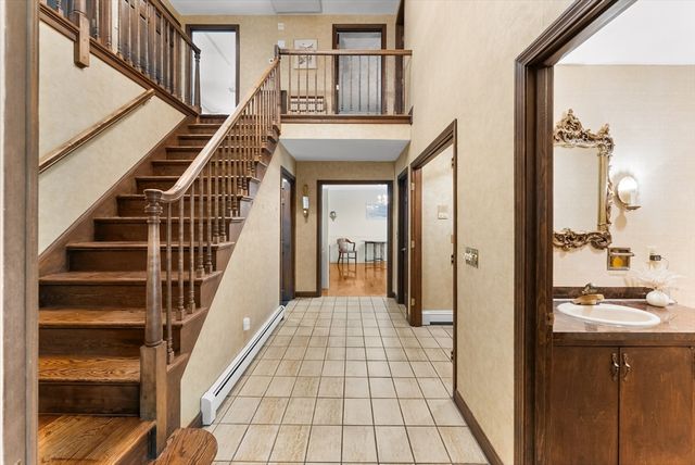 191 Fairway Drive, Seekonk, MA 02771