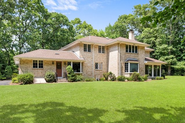 191 Fairway Drive, Seekonk, MA 02771