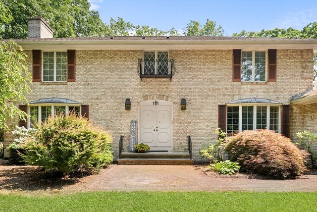 191 Fairway Drive, Seekonk, MA 02771