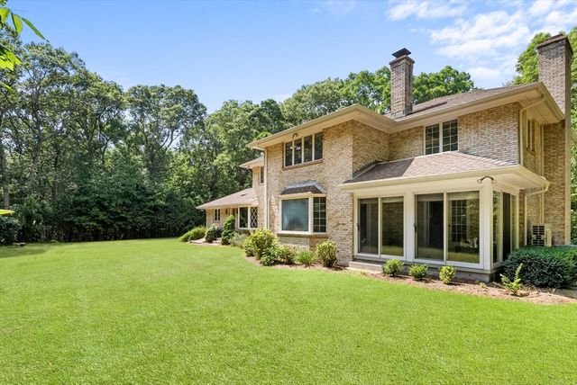 191 Fairway Drive, Seekonk, MA 02771