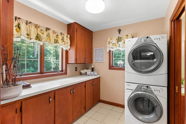 191 Fairway Drive, Seekonk, MA 02771