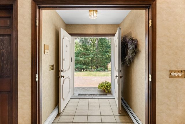 191 Fairway Drive, Seekonk, MA 02771
