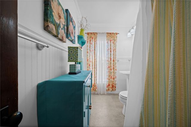 601 E 7th Ave, Tarentum, PA 15084