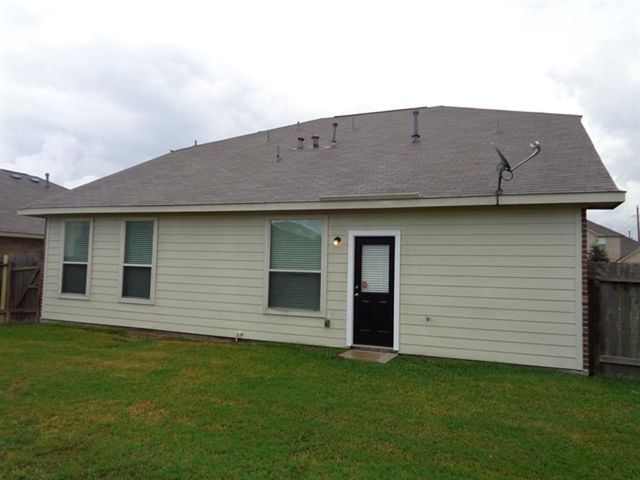 2207 Steep Pine Trail, Fresno, TX 77545