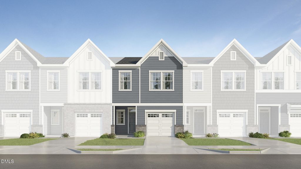 26 Evie Way, Lillington, NC 27546