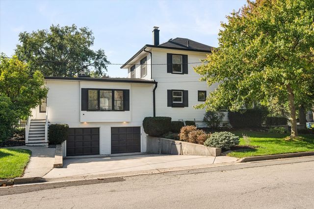 469 S York Street, Elmhurst, IL 60126