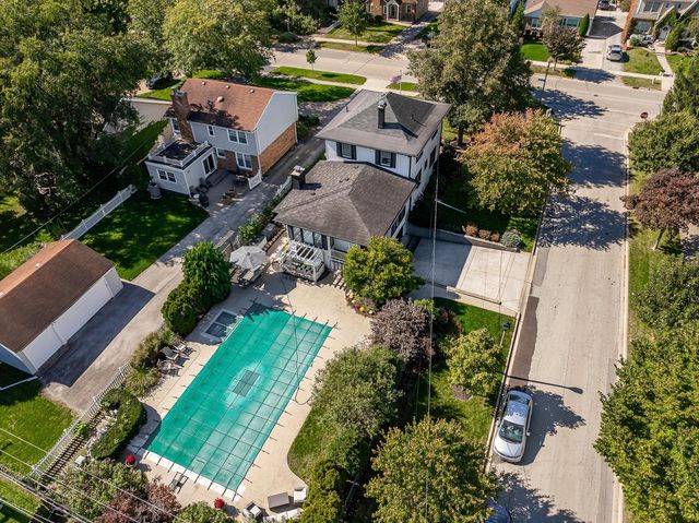 469 S York Street, Elmhurst, IL 60126