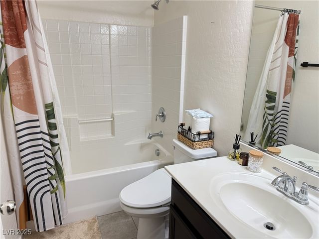 6641 Conquistador Street, Las Vegas, NV 89149