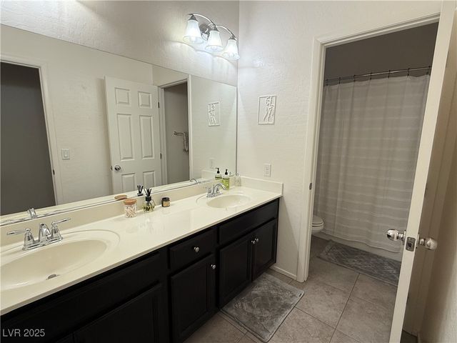 6641 Conquistador Street, Las Vegas, NV 89149