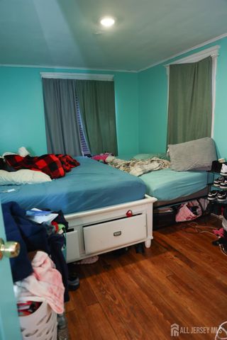 88 Woodbridge Avenue, Sewaren, NJ 07077