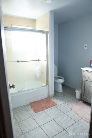 88 Woodbridge Avenue, Sewaren, NJ 07077