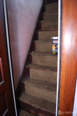 88 Woodbridge Avenue, Sewaren, NJ 07077