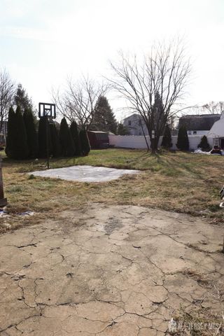 88 Woodbridge Avenue, Sewaren, NJ 07077