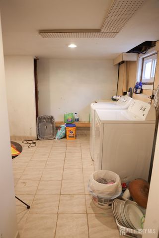 88 Woodbridge Avenue, Sewaren, NJ 07077